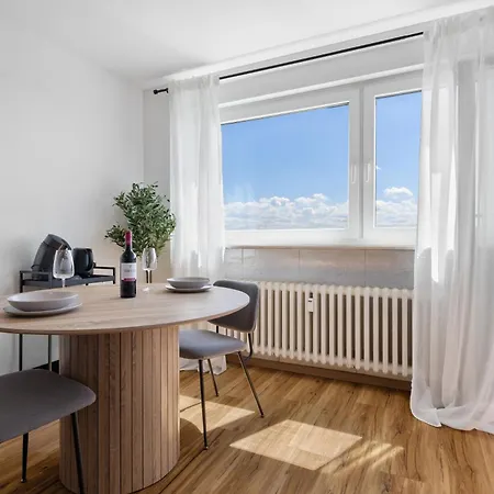über Den Dächern Der Stadt - Nähe Zkm Apartamento