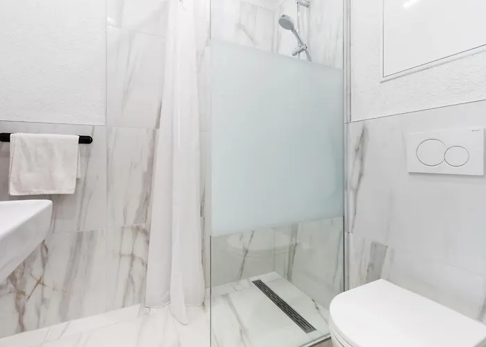 アパート Ueber Den Daechern Der Stadt - Naehe Zkm