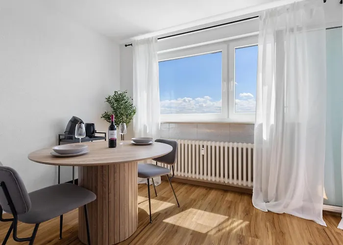 Ueber Den Daechern Der Stadt - Naehe Zkm アパート